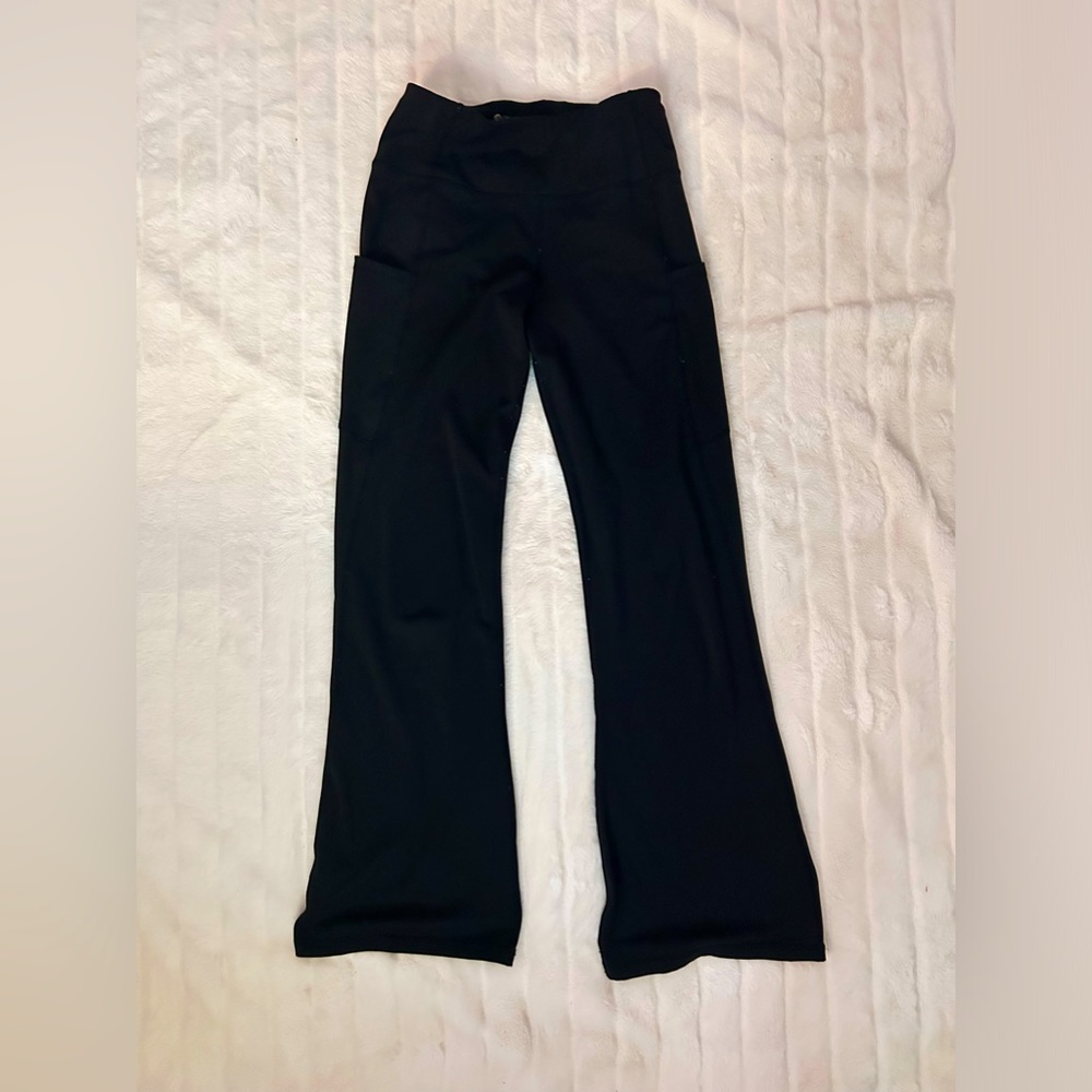Thrifted flared leggings with pockets:)